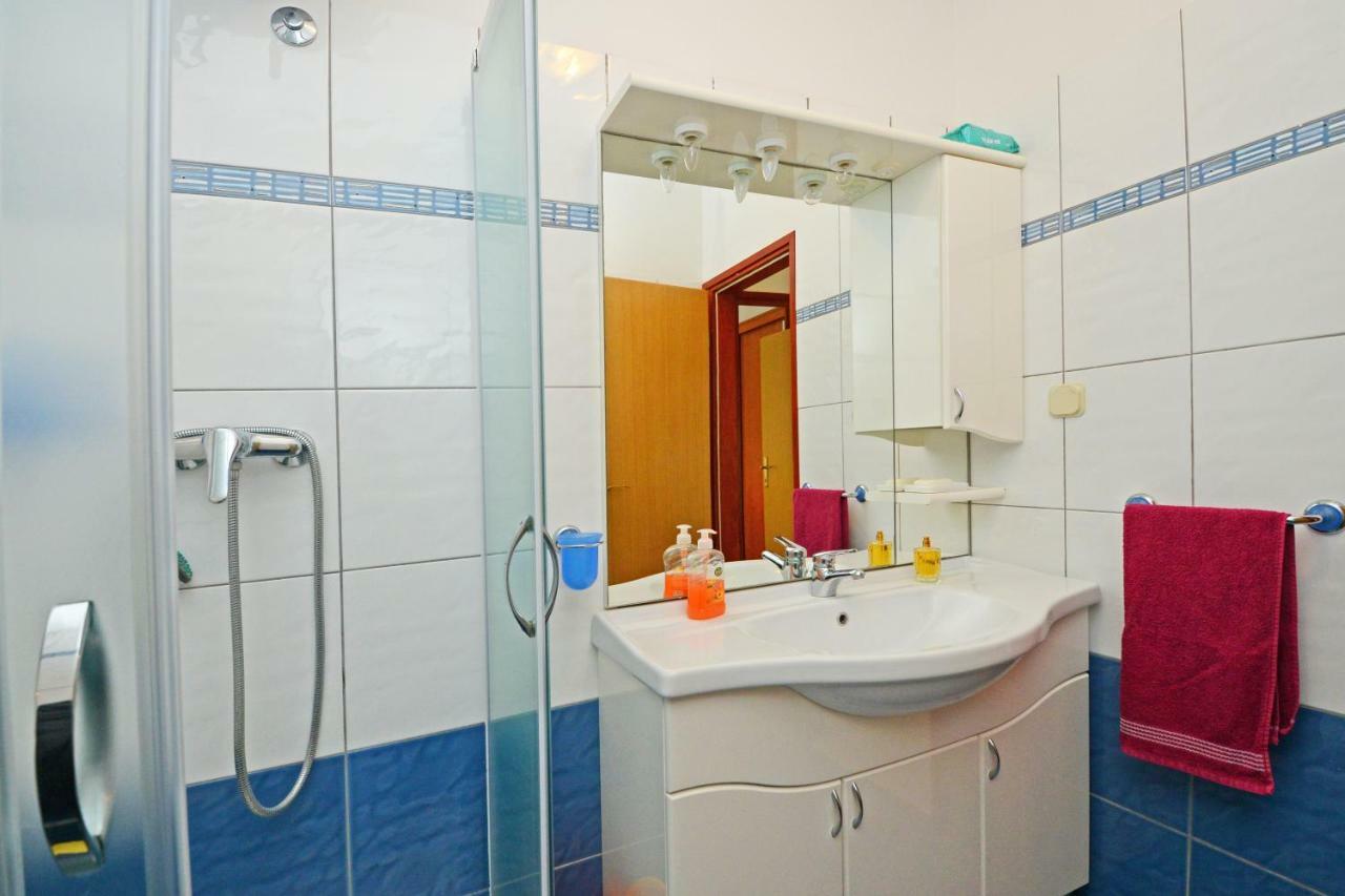Apartmani Kramar Poreč Exterior foto